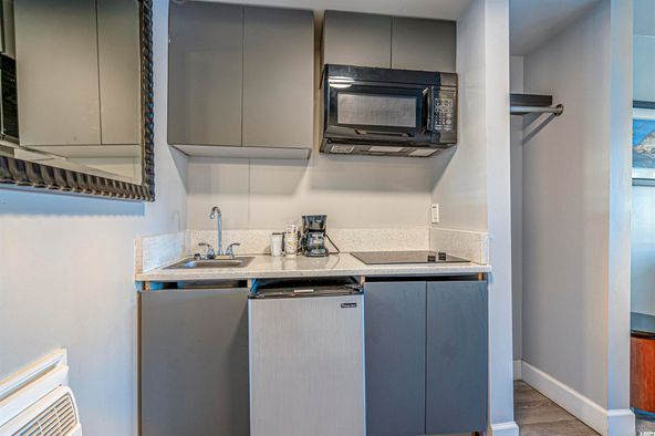 2711 S Ocean Blvd, Myrtle Beach, SC 29577